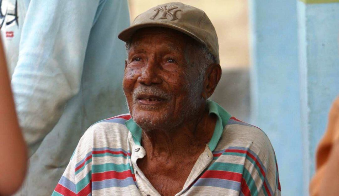 Para fortalecer los canales de apoyo a la población de adultos mayores