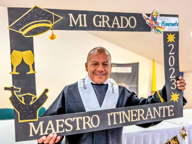 596 firmantes de paz y reintegrados se graduaron como bachilleres