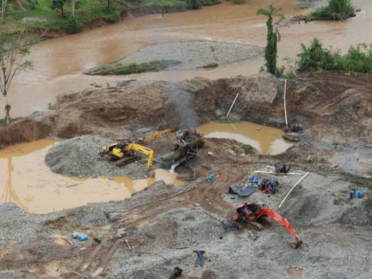 Denuncian prácticas de minería ilegal en comunidades indígenas de Pueblo Rico