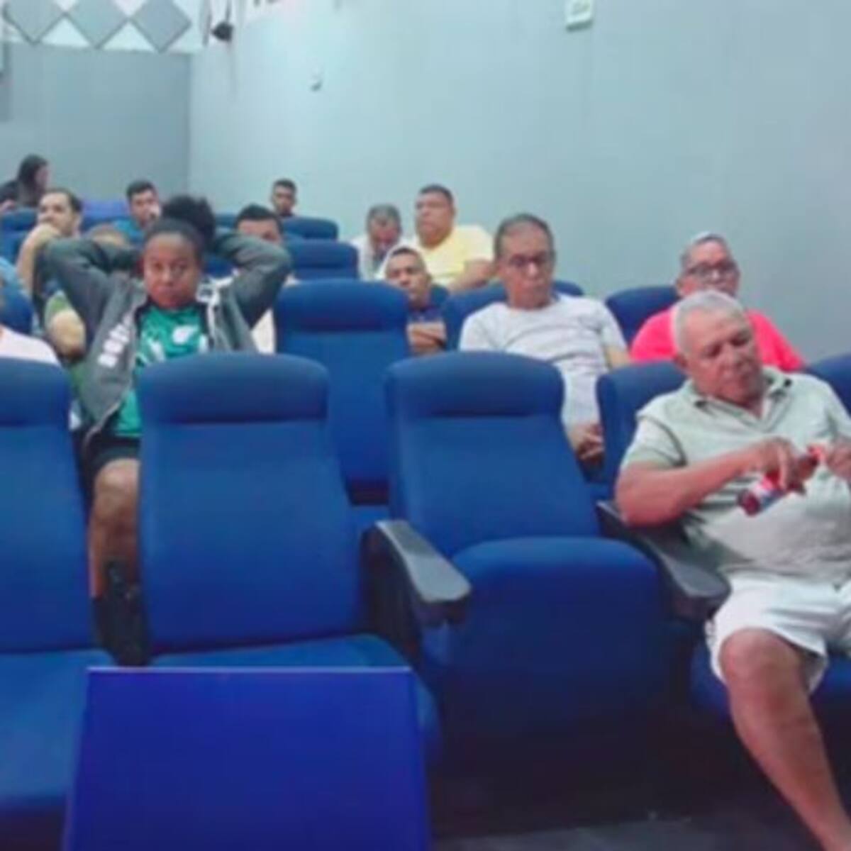 Compulsan copias contra juez en caso de red de robo de tierras