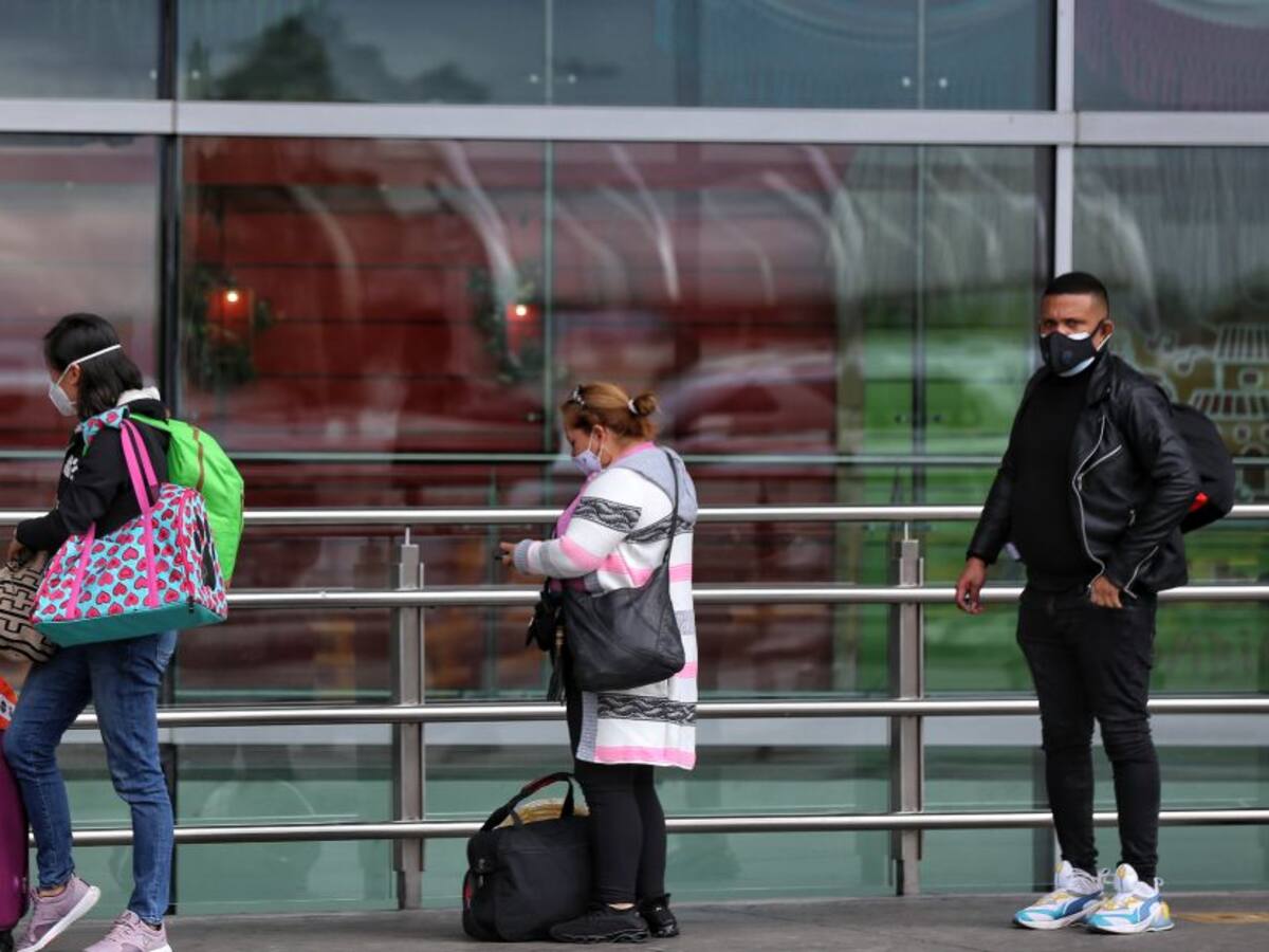 Revelan que el 58% de pruebas COVID falsas en España son de colombianos