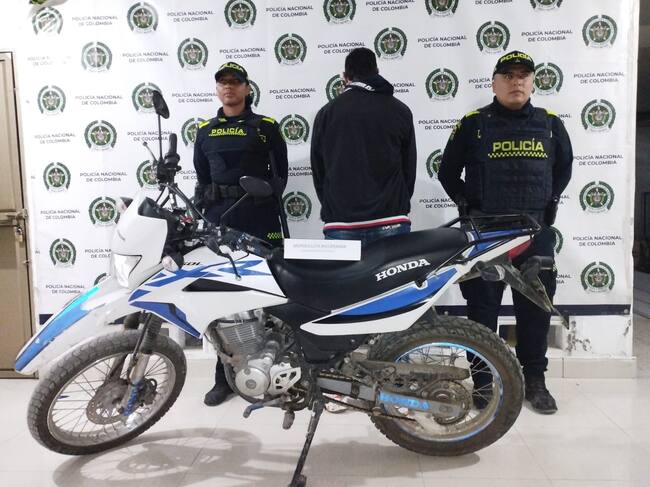 Este delincuente de 22 años de edad, fue capturado y puesto a disposición de la Fiscalía URI de turno, para que responda por el delito de hurto calificado y agravado.