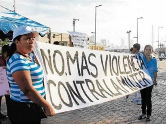 Cerca de 1.000 mujeres son agredidas cada semana en Colombia