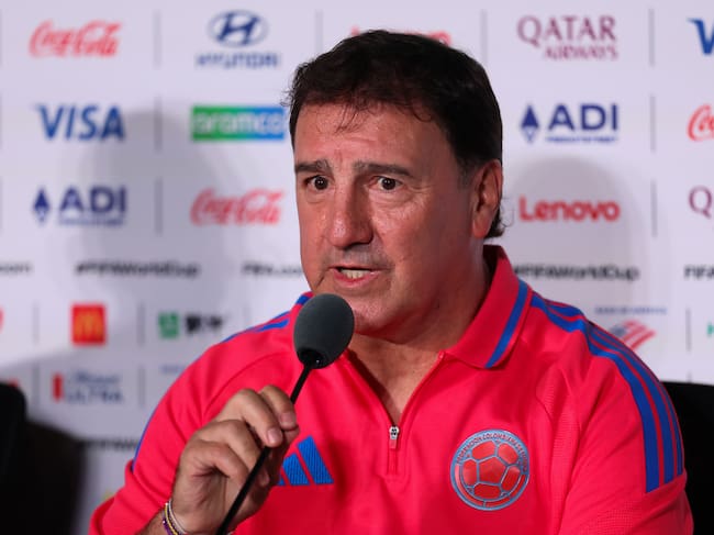 Néstor Lorenzo conferencia previa al partido Colombia vs. Suiza - Getty Images