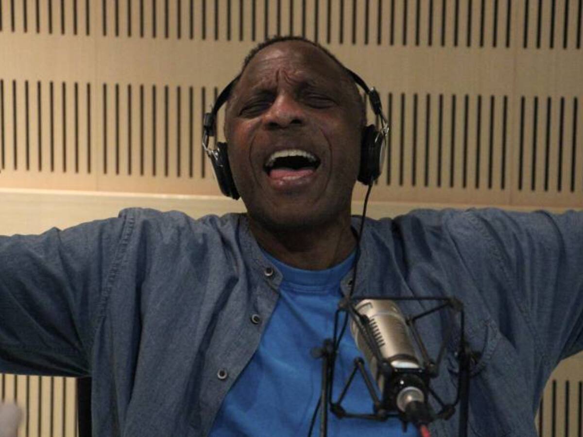 El reconocido cantante Christopher llega a Mi Banda Sonora.