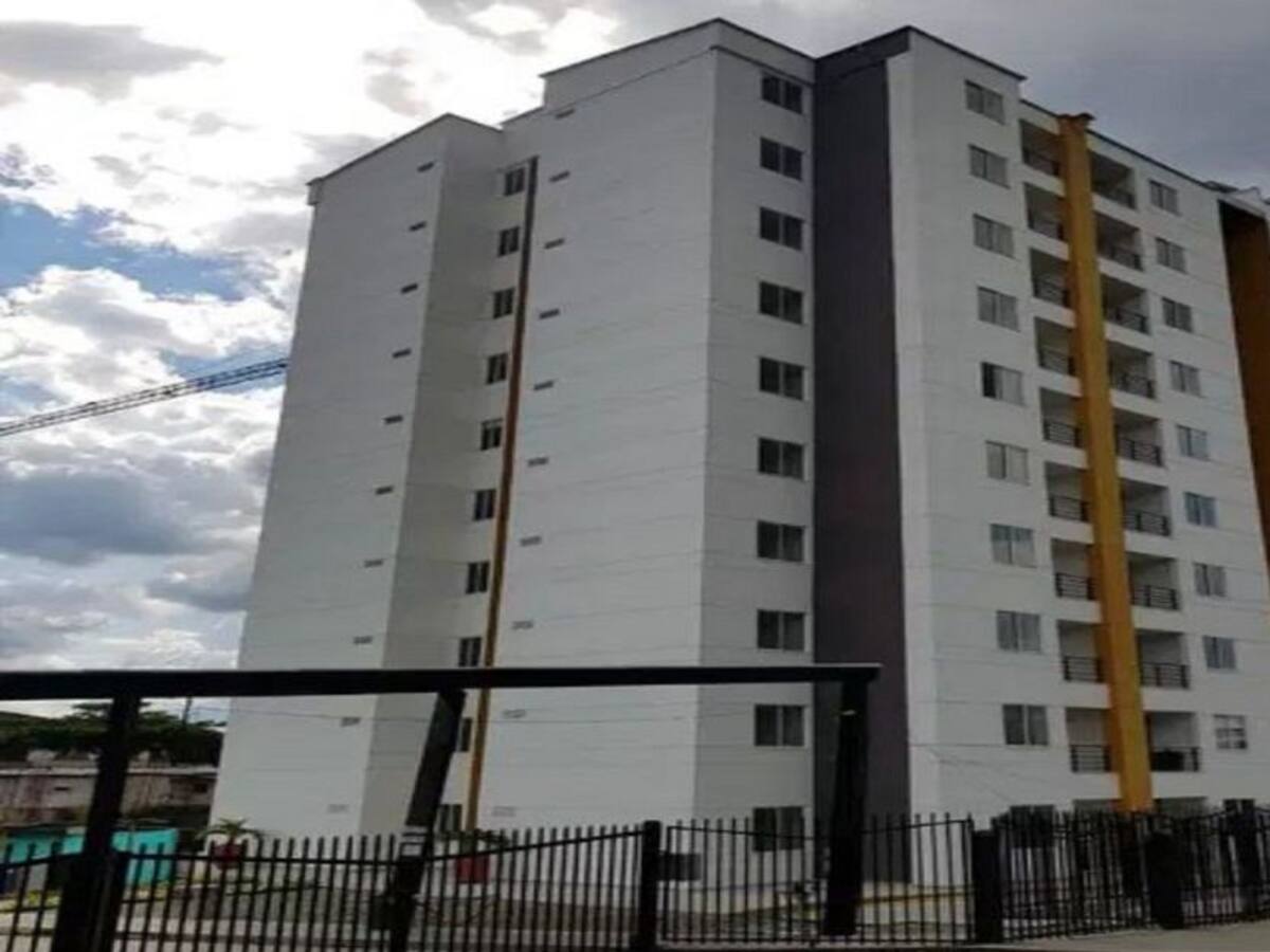 50 familias en Armenia, afectadas por incumplimientos de constructora