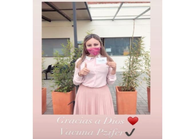 Politóloga vacunada