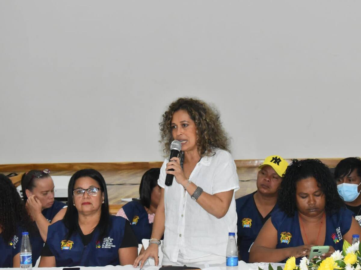 “Política pública debe formularse e implementarse con las víctimas”: Gobierno