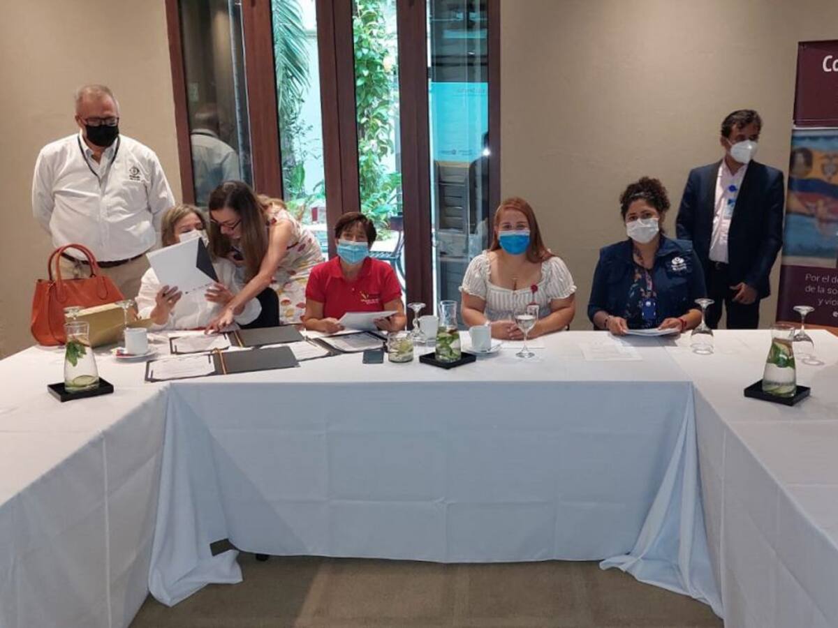 Conformada mesa para atención a la población migrante en Cartagena