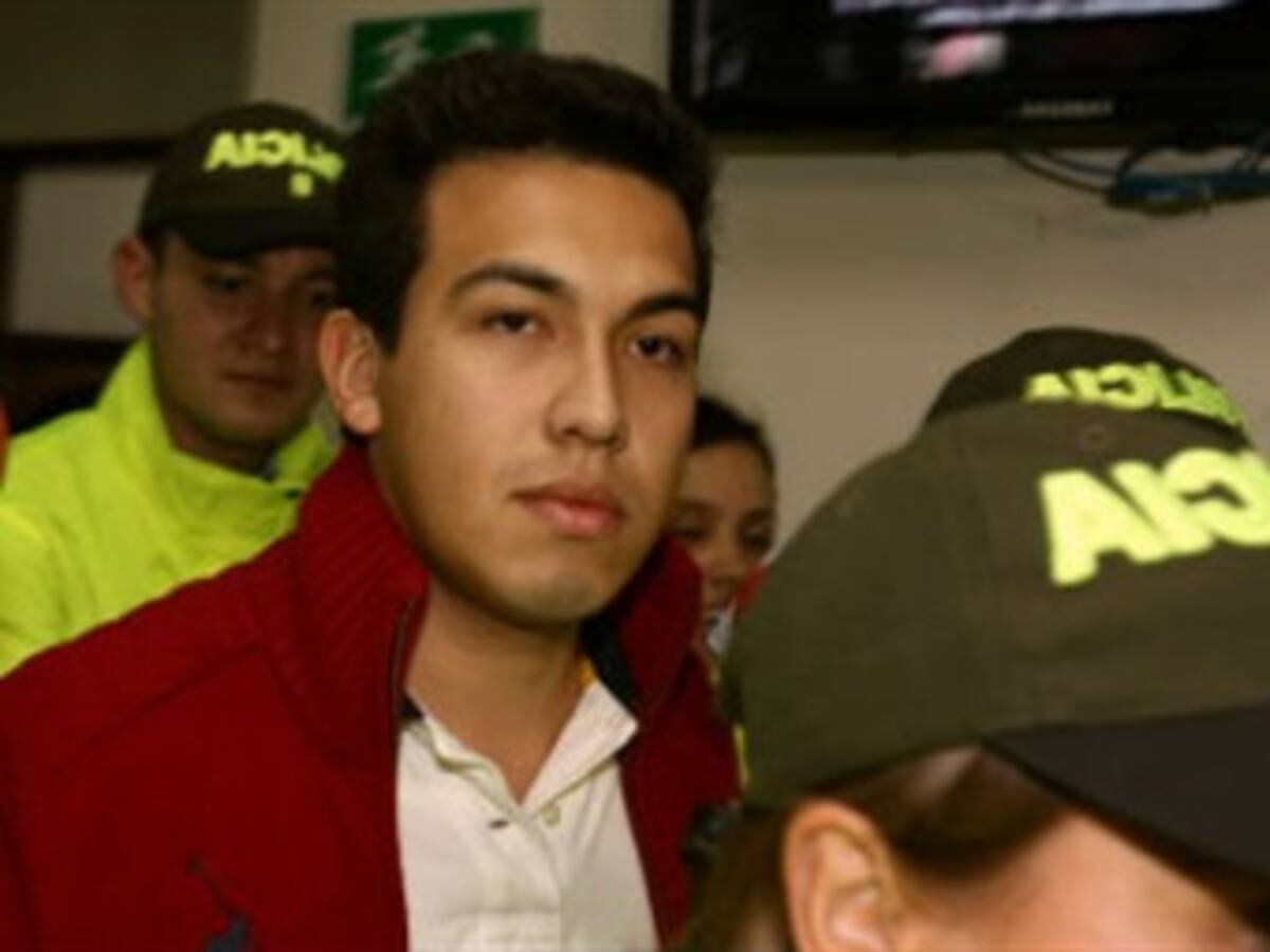 Wilmer Ayola no pudo presenciar muerte de Colmenares: defensa Carlos Cárdenas