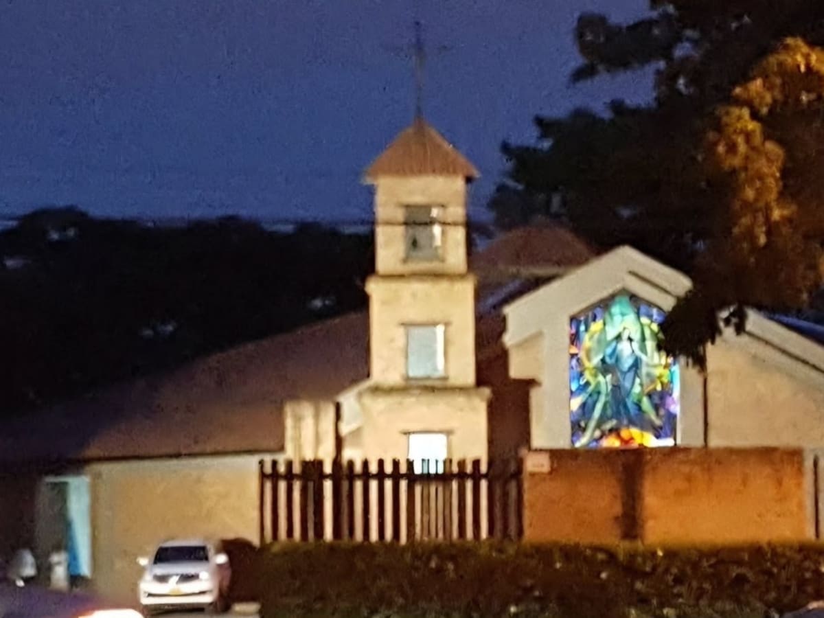 Tiroteo tras robo a esposa de senador en una iglesia del sur de Cali