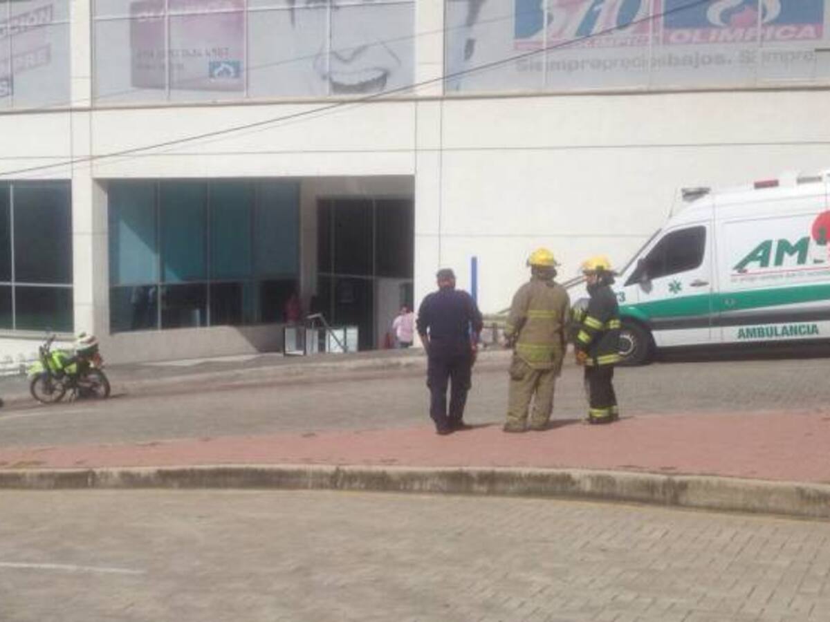 Evacuan Centro Comercial en el norte de Barranquilla