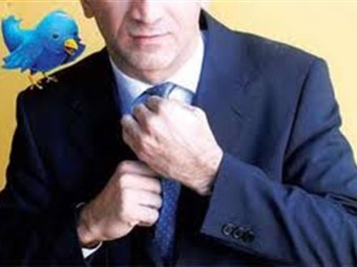 Colombiano promueve el uso efectivo de las redes sociales