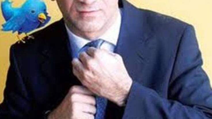 Colombiano promueve el uso efectivo de las redes sociales