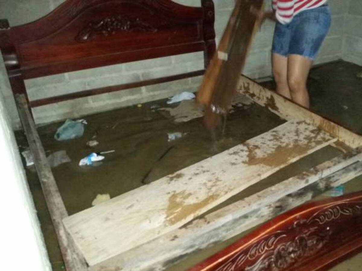 Lluvias causan inundaciones en el municipio de San Juan Nepomuceno en Bolívar