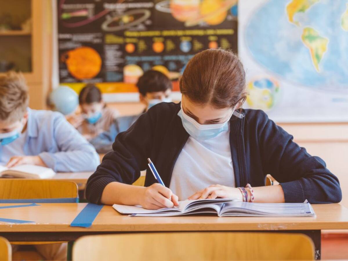 Pico y grado y pico y género en regreso a clases de colegios de Medellín