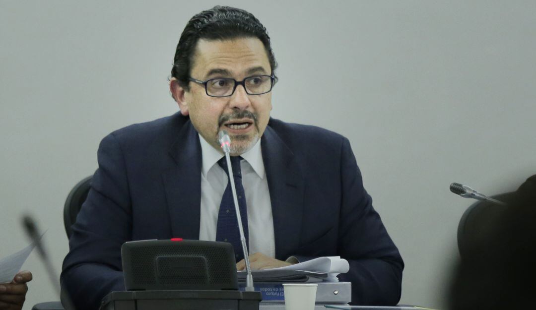 Ceballos llegará a ser el jefe de debate regional de la campaña de Barguil