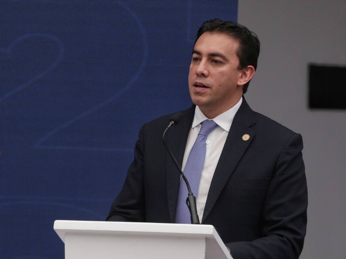 No existió pacto o compromiso: declaración de Alexander Vega sobre audios de OIZ