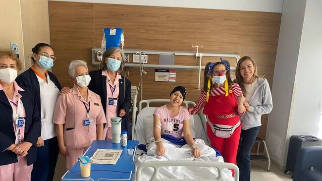 Vanessa Eraso, una joven colombiana de 29 años diagnosticada con un linfoma primario mediastinal.
