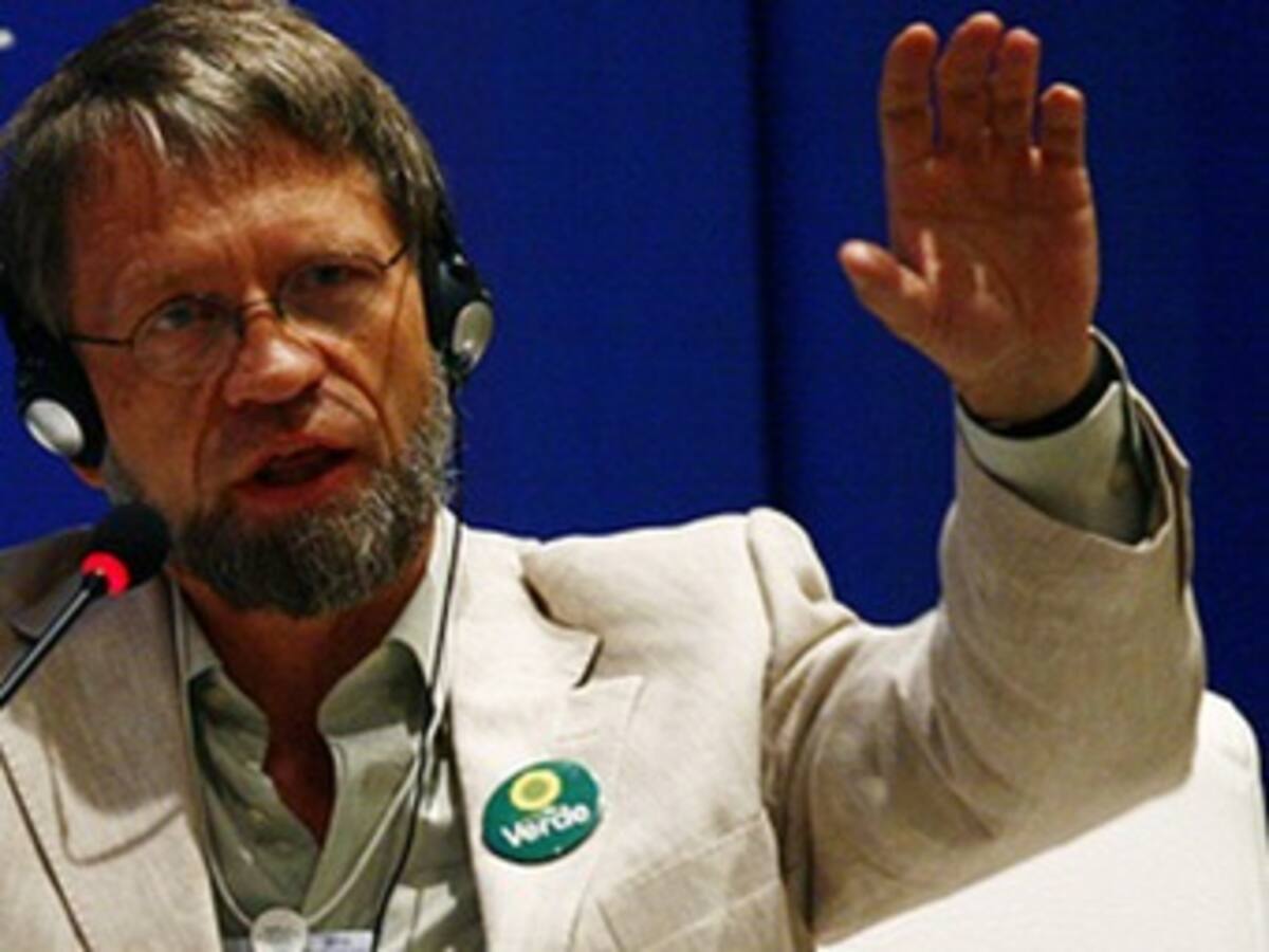 Mockus sigue arriba en la intención del voto, según últimos sondeos