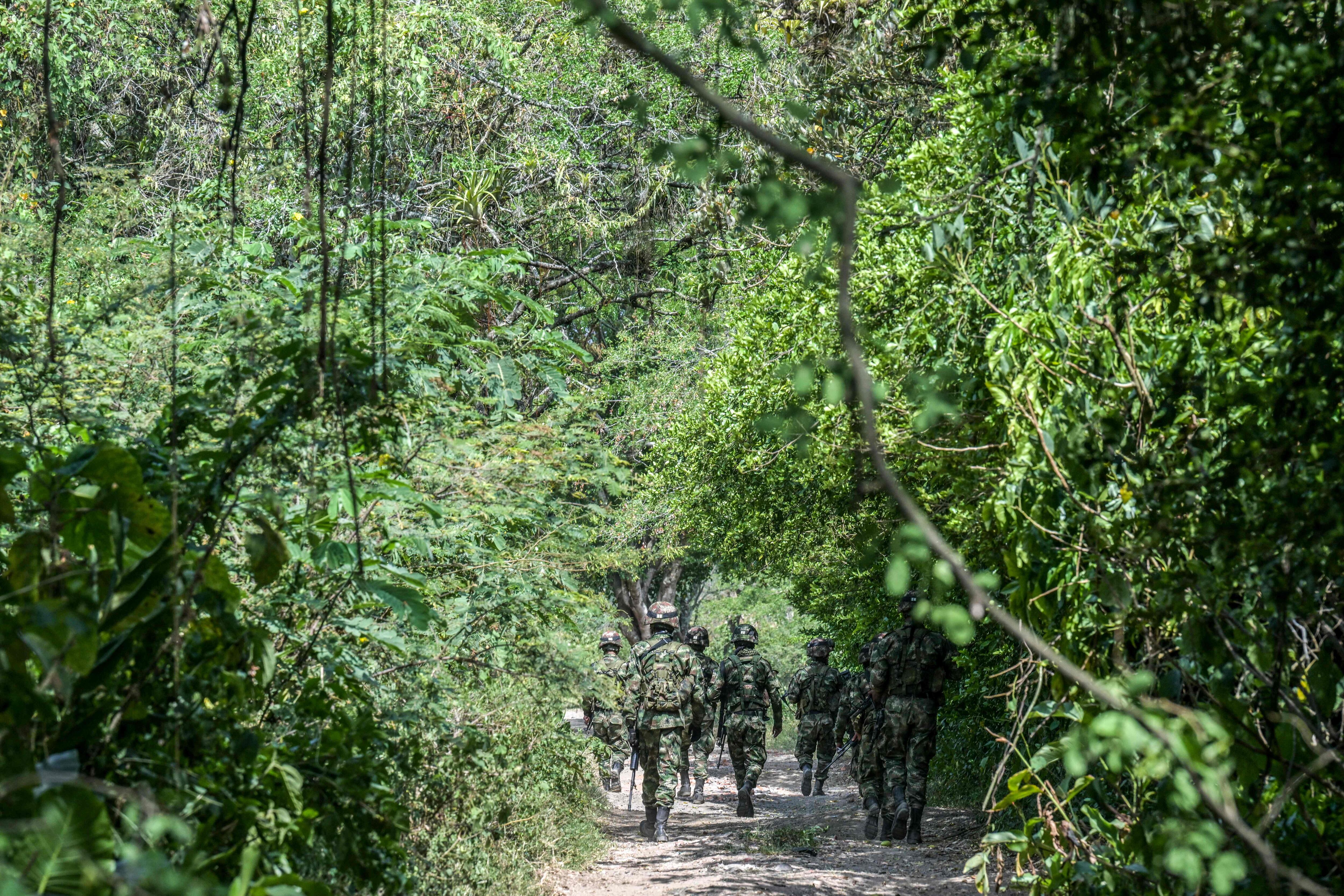 Soldados colombianos en el departamento de Cauca. Foto de referencia vía Getty Images.