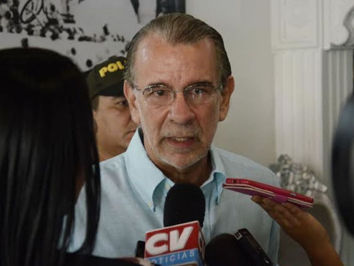 Eduardo Verano De la Rosa oficializó su candidatura presidencial