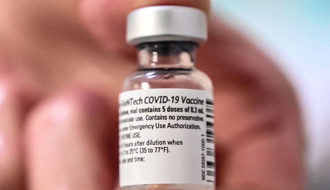 Vacuna de BioNTech con sus instrucciones