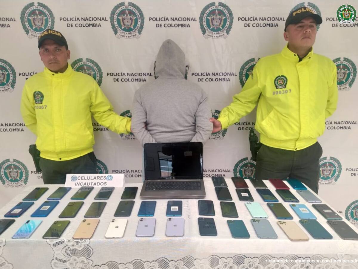 A la cárcel mujer sorprendida con decenas de celulares en su vivienda