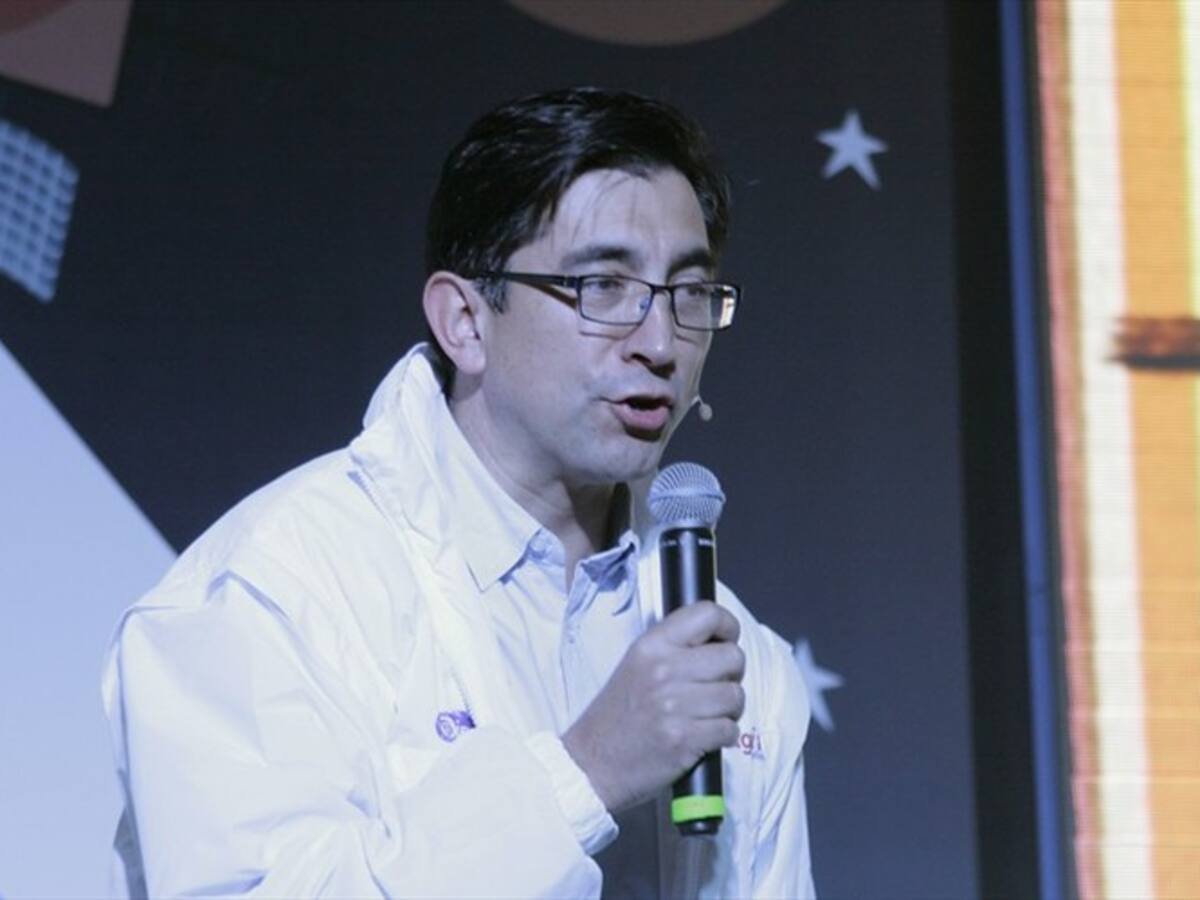 ¿Cuáles son las dificultades para garantizar la conectividad en Colombia?