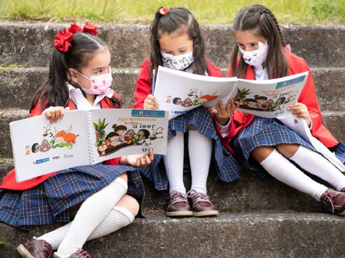 Aprendamos Todos a Leer gana premio mundial en educación