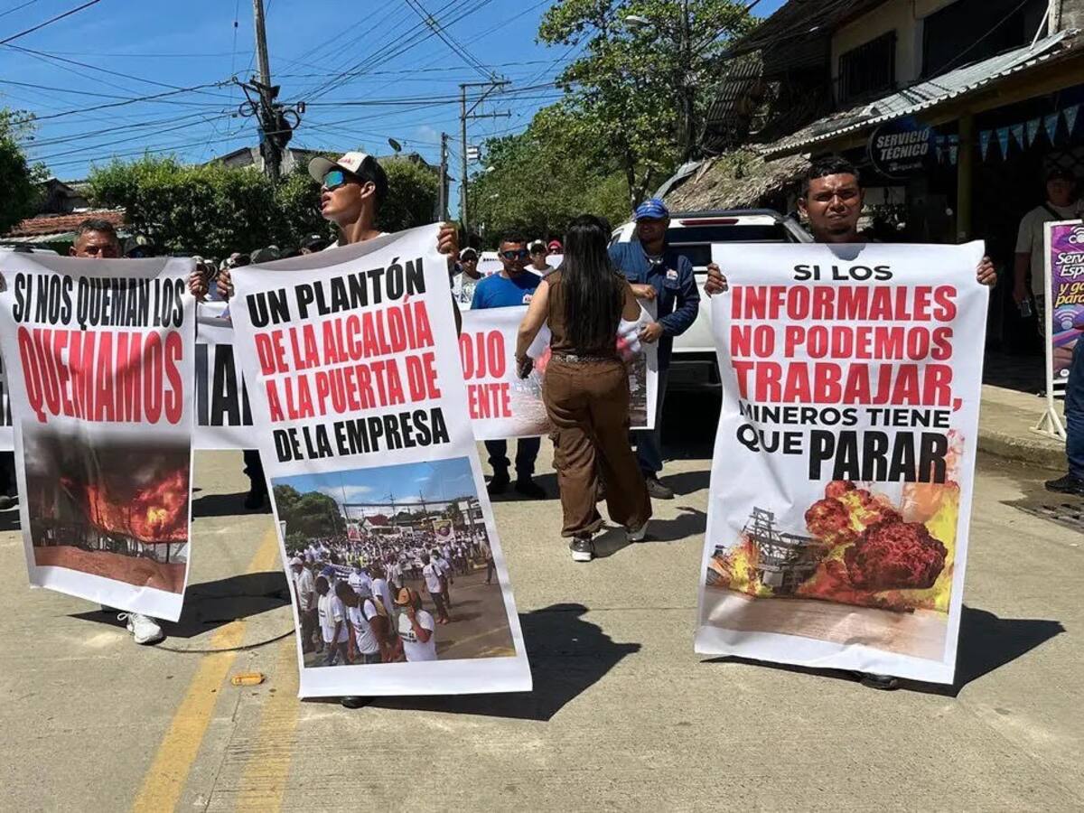 Mineros en El Bagre se declararon en asamblea permanente por operativos del Gobierno Nacional