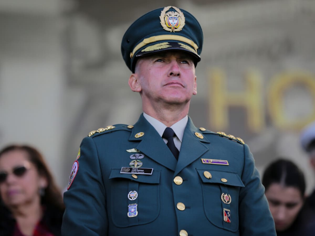 El general Luis Ospina ya no llegaría como cónsul a Madrid