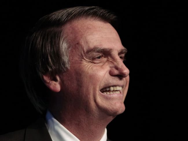 Bolsonaro: “¡Ustedes, TV Globo, todo el tiempo hacen un infierno mi vida”