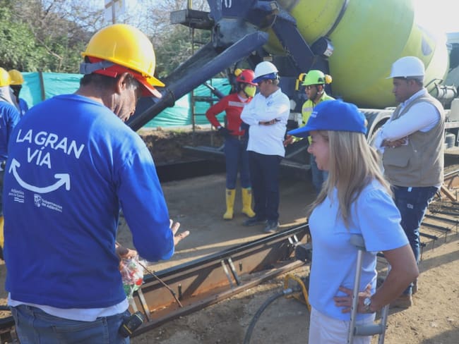 Gobernadora Elsa Noguera inspecciona obras de La Gran Vía