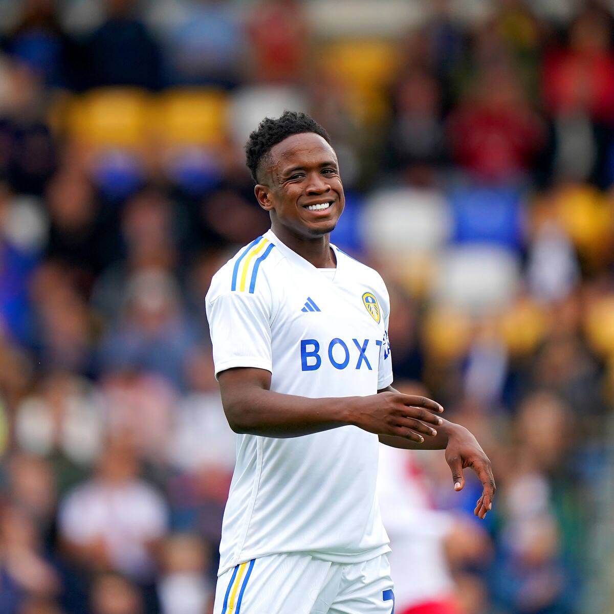 Luis Sinisterra regresaría a la Premier League para formar una certera dupla colombiana