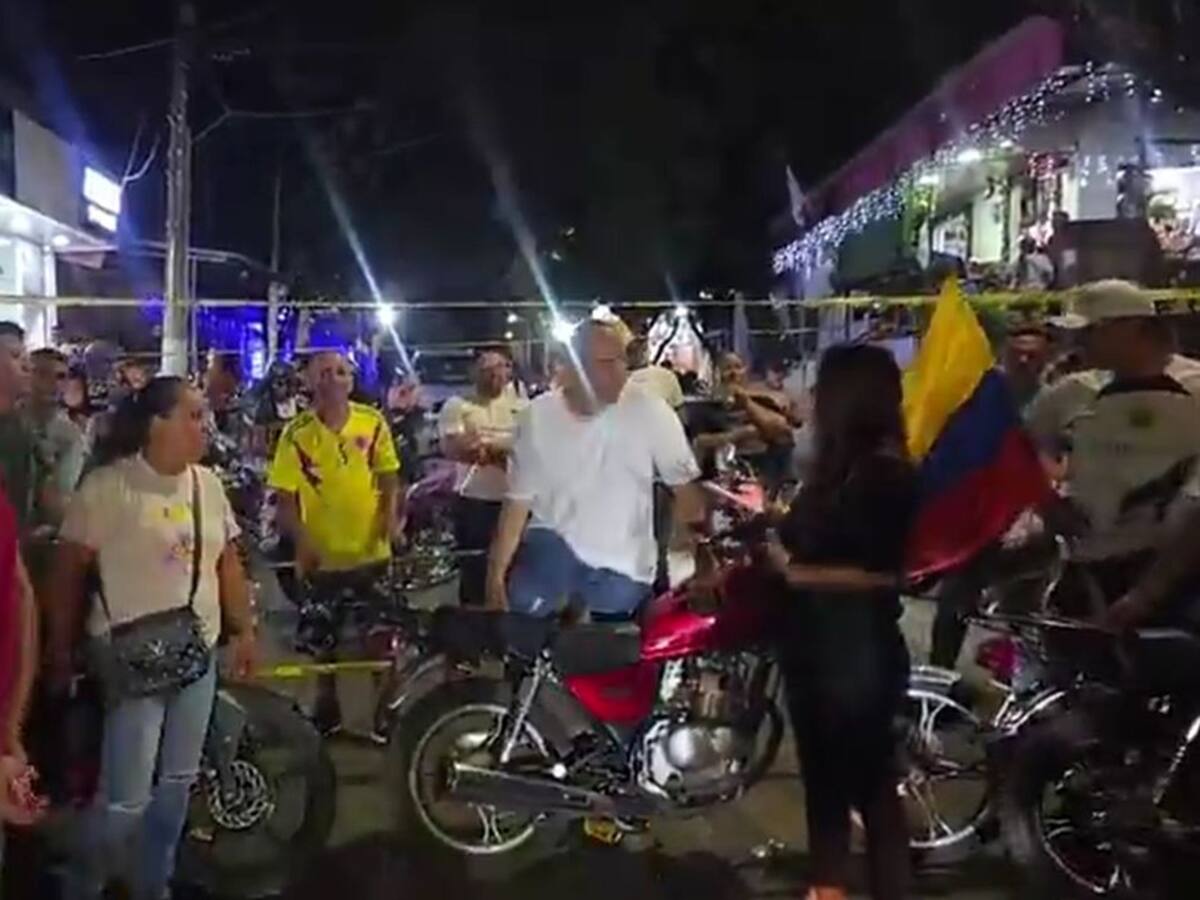 Comunidad de El Pórtico protesta por cierres en vía cercana a batallón del Ejército