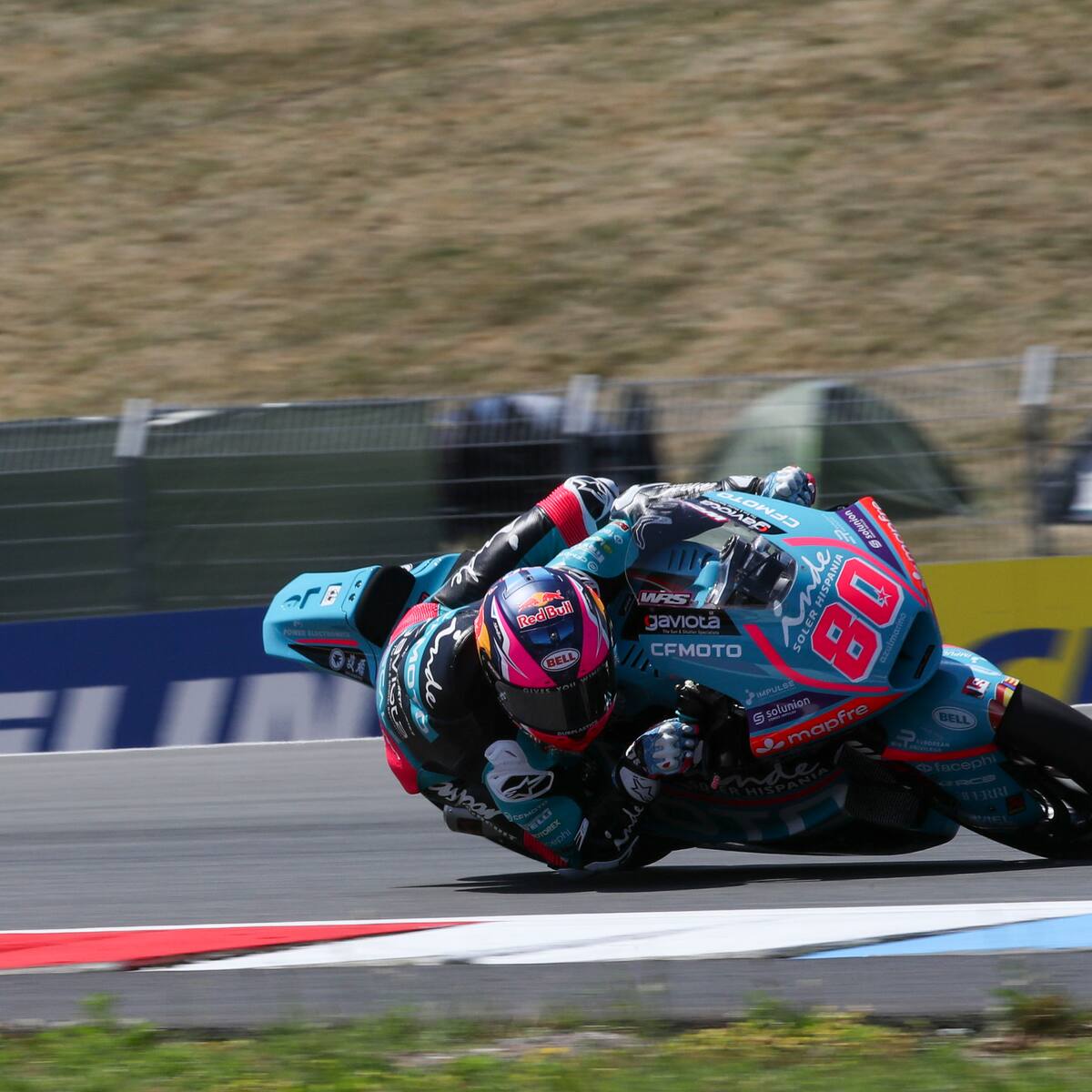 David Alonso, segundo en el GP de Chequia de Moto2: Resumen de la carrera