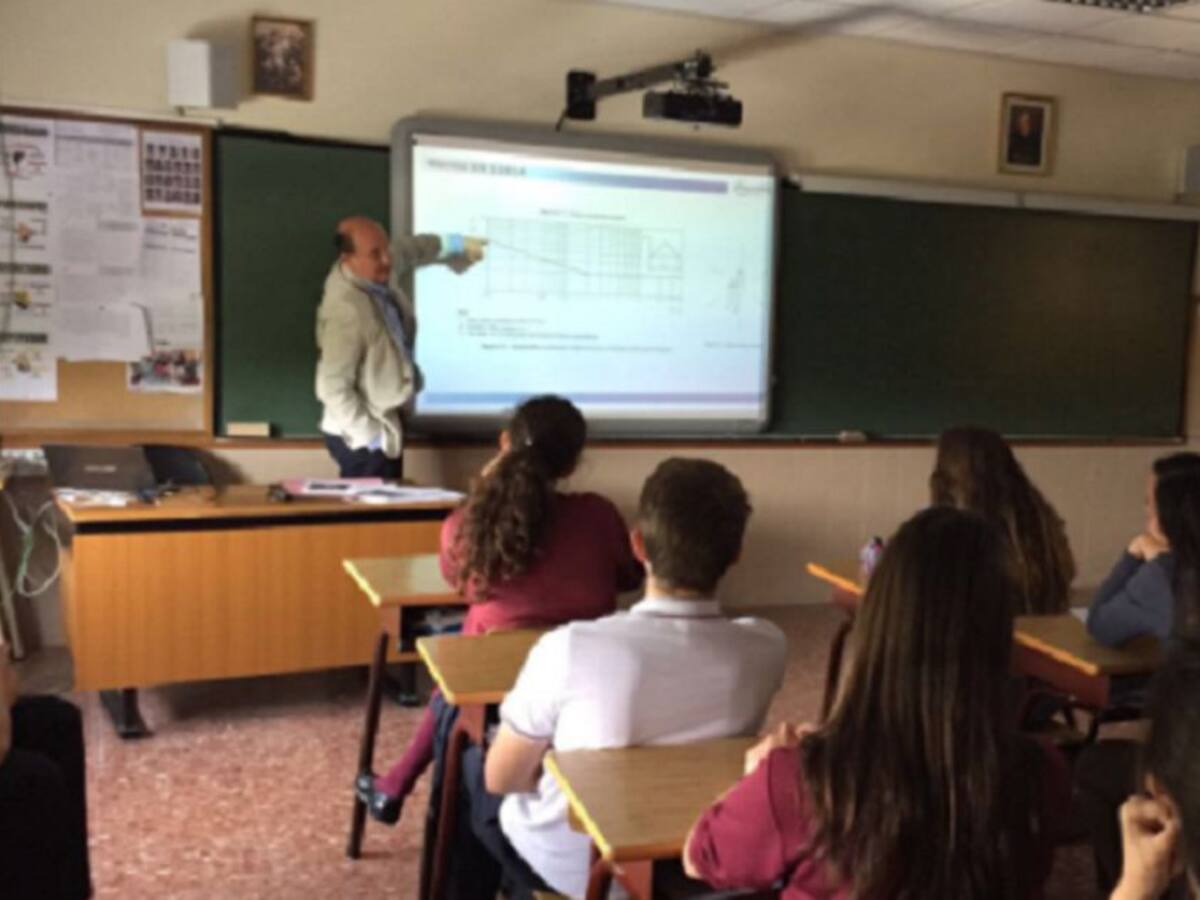 Todavía hay cupos disponibles en colegios oficiales de Medellín