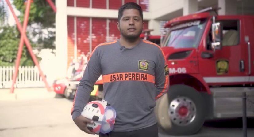 Cuerpo oficial de bomberos.