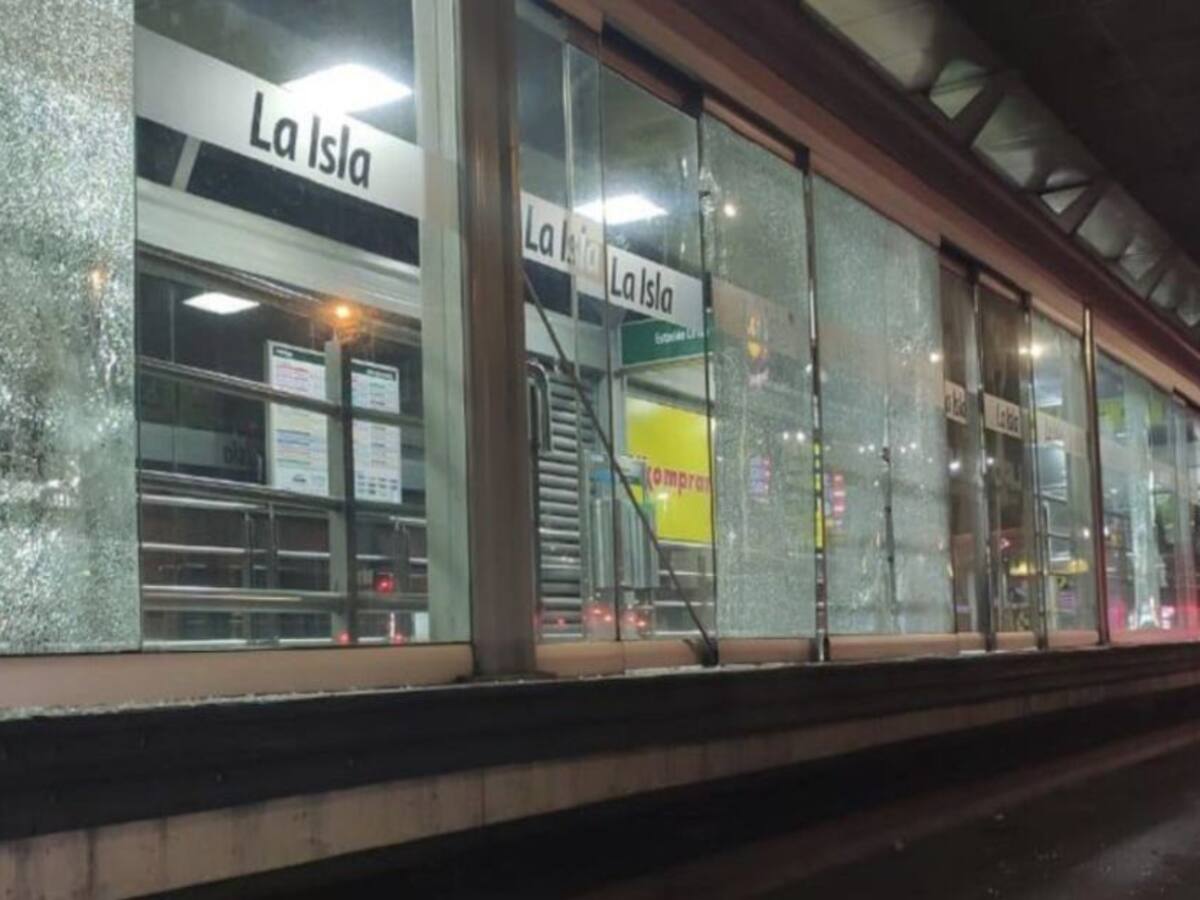 Por inseguridad, cerrarán 4 estaciones de Metrolínea