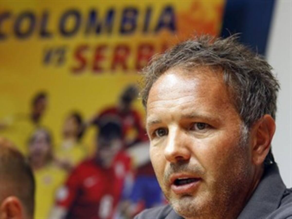 DT de Serbia: "Será difícil hacerle frente a Colombia"