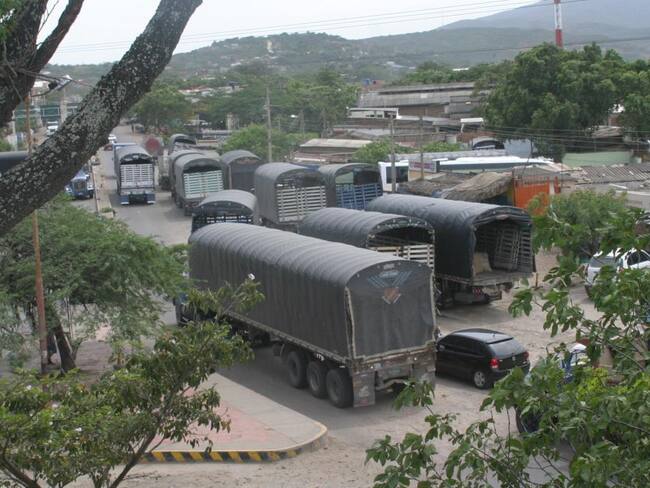Comienzan las sanciones económicas a vehículos de carga por la Calle 13