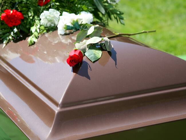 Anciana declarada muerta “revivió” ante familiares durante sepelio.
