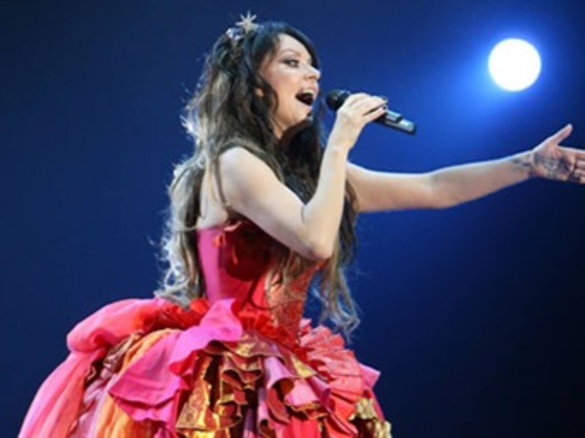 La soprano, actriz y bailarina británica Sarah Brightman está en Bogotá