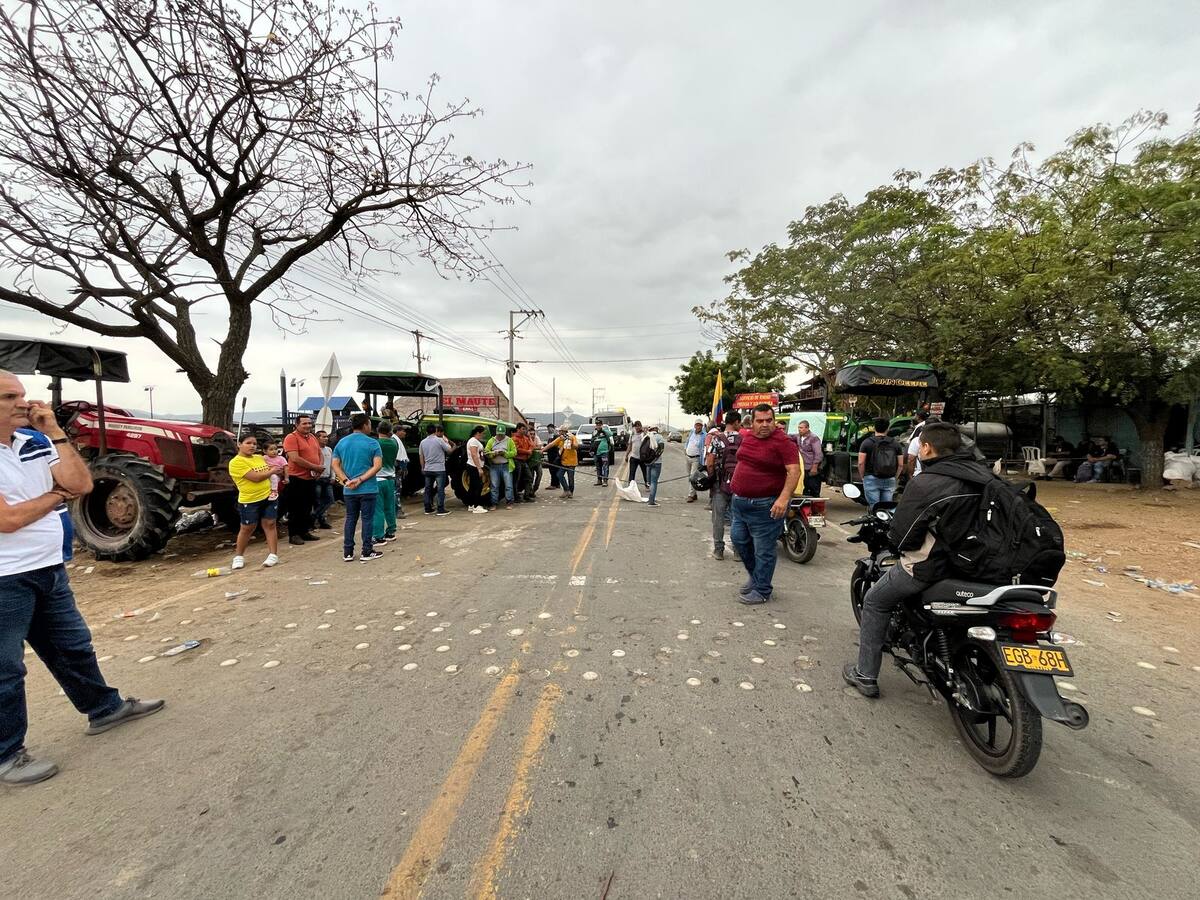Gremio arrocero en Norte de Santander continúa con bloqueos en las vías
