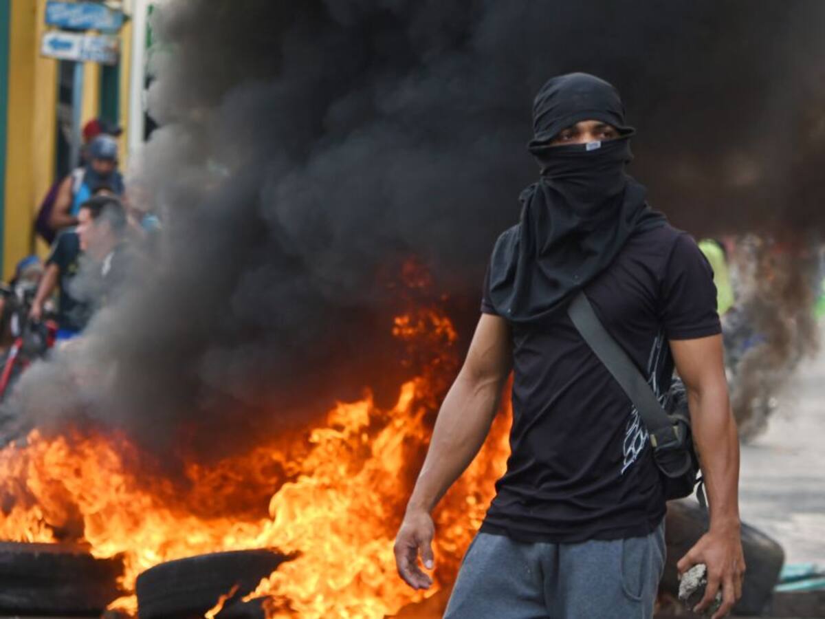 Fuertes enfrentamientos en frontera con Venezuela