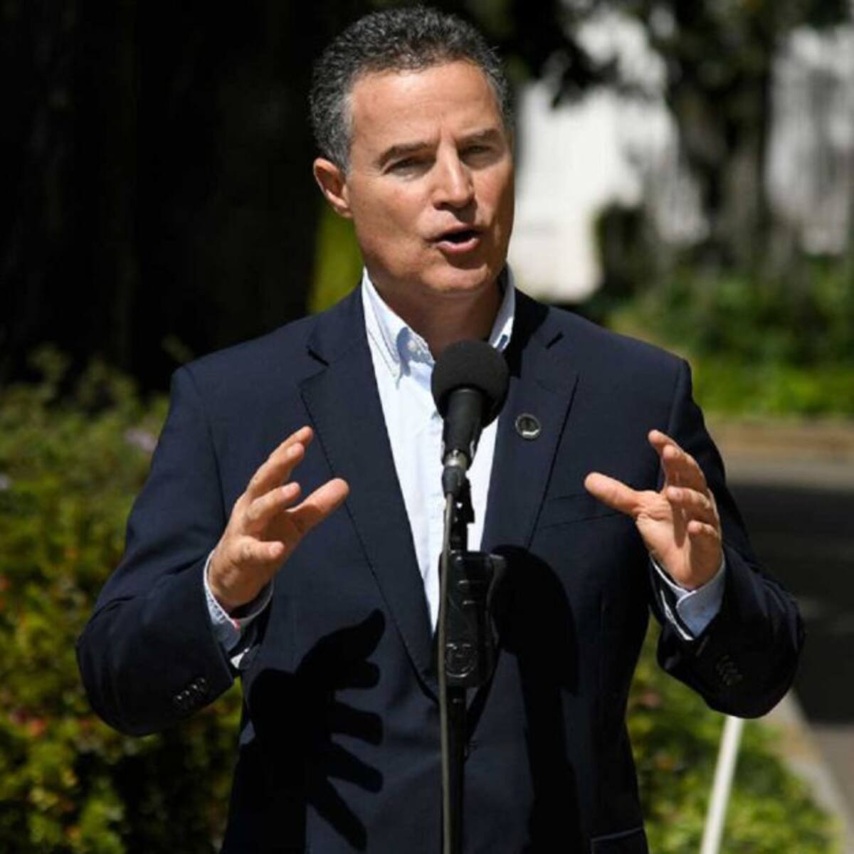 Gobernador de Antioquia espera sometimiento de bandas criminales