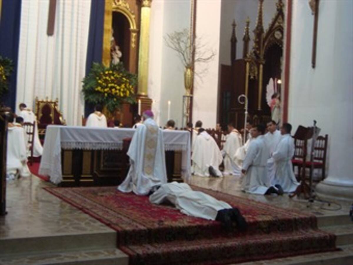 Sacerdotes en Caldas destacan canonización de la madre Laura