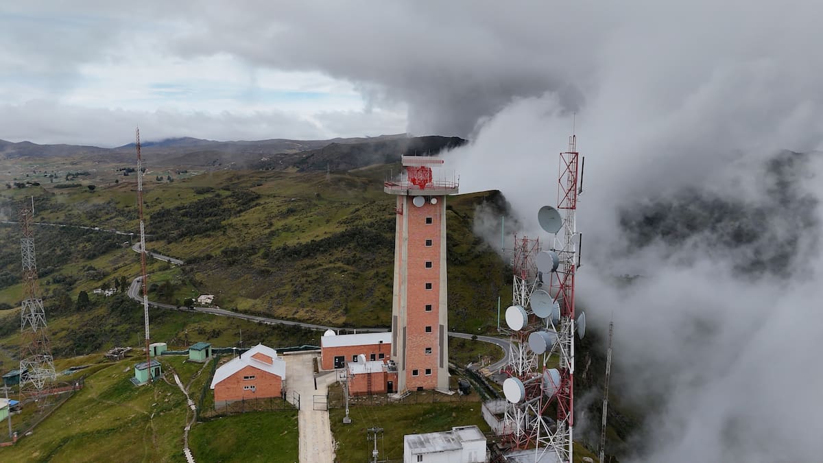 Nuevo radar del Picacho fortalece seguridad aérea en Santander
