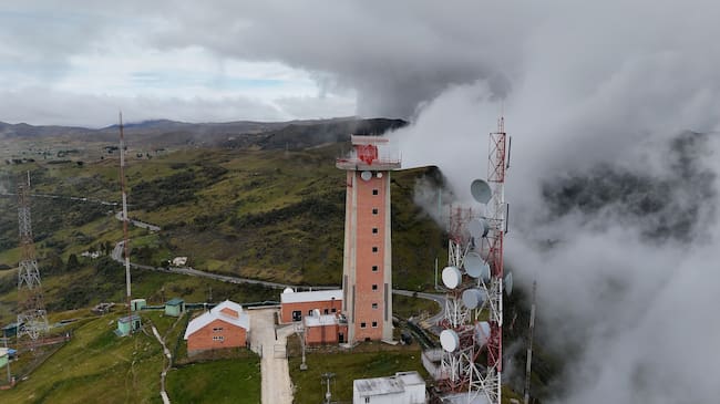 Nuevo radar del Picacho fortalece seguridad aérea en Santander. Foto: Presidencia de la República.